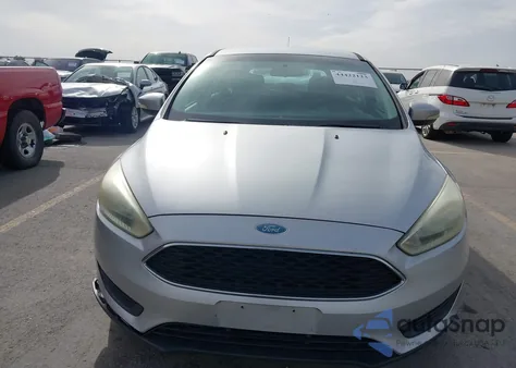 2015 Ford Focus Se z USA, uszkodzony, nr VIN 1FADP3K27FL326713